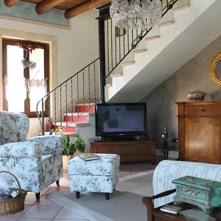 Il Maestro D'hotes Bed & Breakfast